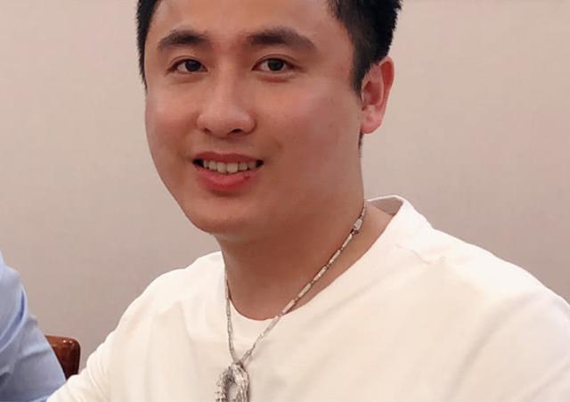 网红<a href='http://www.mcnjigou.com/?tags=43
' target='_blank'>散打哥</a>连麦小沈龙，与其发生激烈争吵，放话“明天必让你TA”  <a href='http://www.mcnjigou.com/?tags=43
' target='_blank'>散打哥</a> 第3张