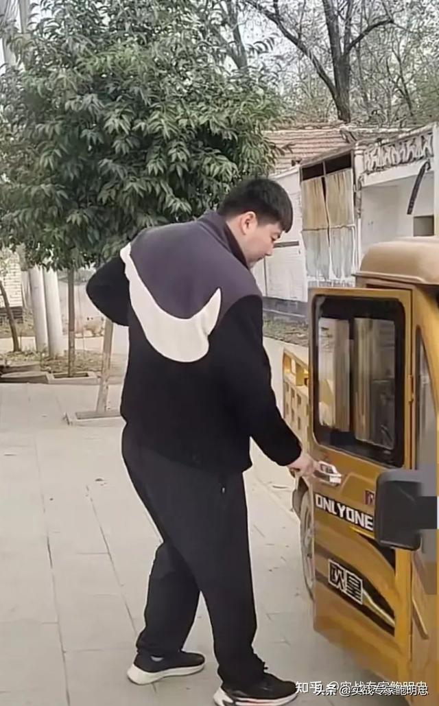 你是如何看待<a href='http://www.mcnjigou.com/?tags=64
' target='_blank'>陈亚男</a>与小伟解除婚约这件事的？  <a href='http://www.mcnjigou.com/?tags=64
' target='_blank'>陈亚男</a> 第3张
