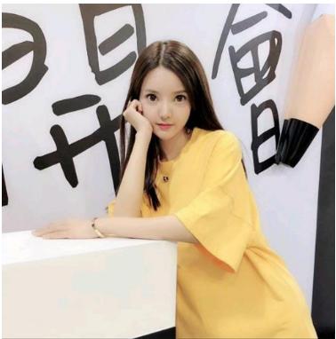 美出天际 <a href='http://www.mcnjigou.com/?tags=1
' target='_blank'>陌陌</a>一姐洪小乔17惊喜夜定妆照曝光  洪小乔 第3张