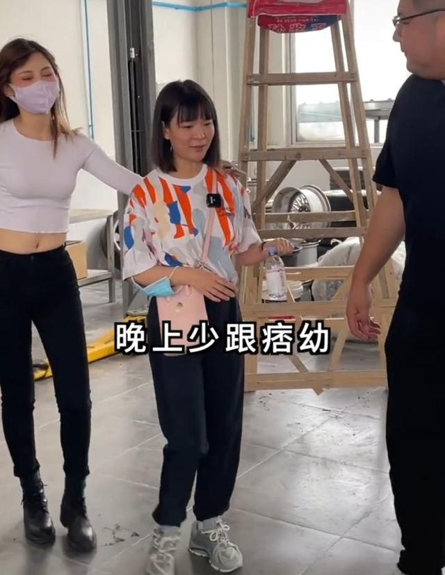 难怪会被<a href='http://www.mcnjigou.com/?tags=70
' target='_blank'>聂小雨</a><a href='http://www.mcnjigou.com/?tags=29
' target='_blank'>痞幼</a>争抢，猴哥出现豪气手笔，送旗下员工汽车  <a href='http://www.mcnjigou.com/?tags=70
' target='_blank'>聂小雨</a> 第6张