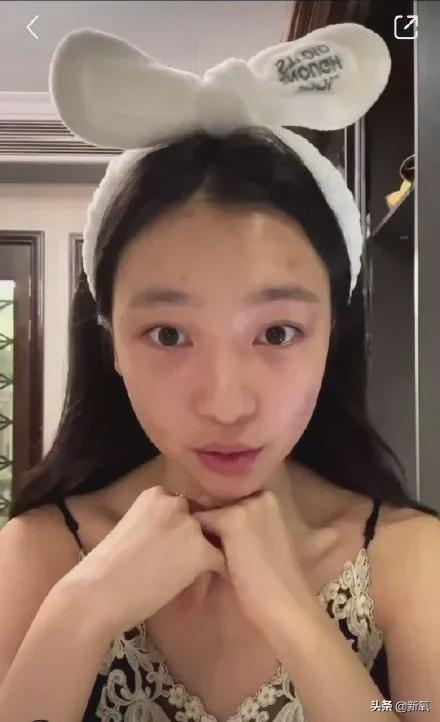 易梦玲到底有什么魅力？全网女孩疯狂心动还模仿她？  易梦玲 第46张