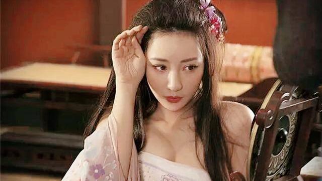 《梦华录》杀青，3位女主合影，34岁刘亦菲“仙女”气质丝毫未减  梦华录 第14张