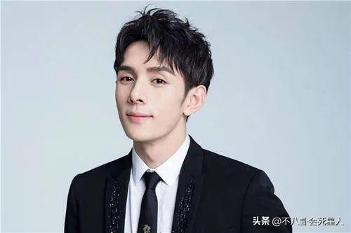 受<a href='http://www.mcnjigou.com/?tags=33
' target='_blank'>薇娅</a>影响，戚薇被造谣罚款1200万，<a href='http://www.mcnjigou.com/?tags=32
' target='_blank'>李佳琦</a>直播人数暴增  <a href='http://www.mcnjigou.com/?tags=32
' target='_blank'>李佳琦</a> 第9张