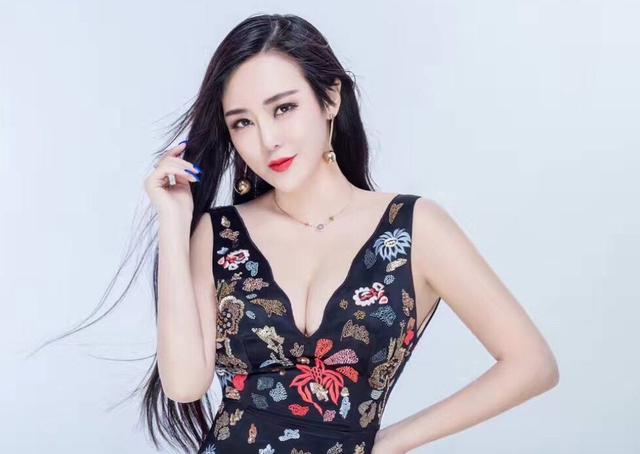 网红<a href='http://www.mcnjigou.com/?tags=43
' target='_blank'>散打哥</a>开撕上官带刀，爆料对方欠初瑞雪2000万，粉丝：蹭热度  <a href='http://www.mcnjigou.com/?tags=43
' target='_blank'>散打哥</a> 第5张