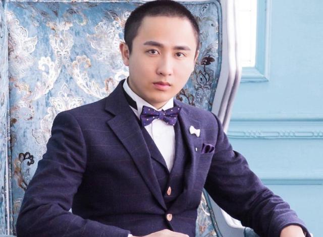 <a href='http://www.mcnjigou.com/?tags=43
' target='_blank'>散打哥</a>直播连麦郑恺，遭粉丝嘲讽，两人一起拍摄的电影即将上映  <a href='http://www.mcnjigou.com/?tags=43
' target='_blank'>散打哥</a> 第5张