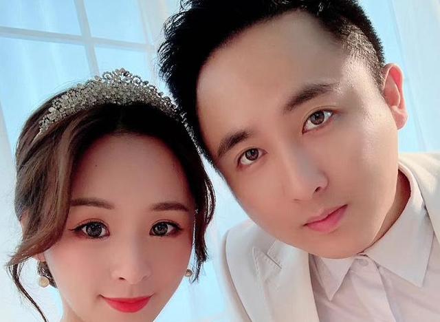 <a href='http://www.mcnjigou.com/?tags=43
' target='_blank'>散打哥</a>直播连麦郑恺，遭粉丝嘲讽，两人一起拍摄的电影即将上映  <a href='http://www.mcnjigou.com/?tags=43
' target='_blank'>散打哥</a> 第9张