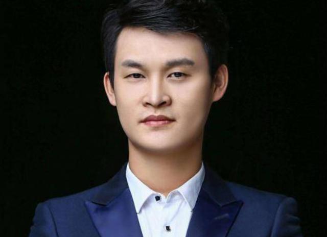 <a href='http://www.mcnjigou.com/?tags=43
' target='_blank'>散打哥</a>直播连麦郑恺，遭粉丝嘲讽，两人一起拍摄的电影即将上映  <a href='http://www.mcnjigou.com/?tags=43
' target='_blank'>散打哥</a> 第10张