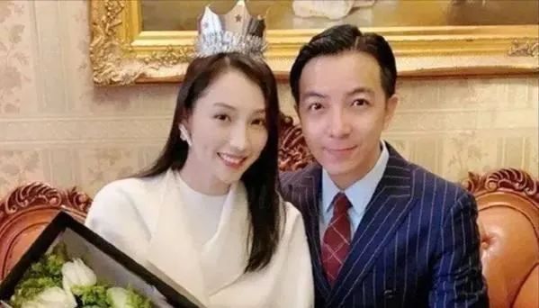 广东夫妇火爆的背后，是大狼狗郑建鹏言真夫妇一直的坚持和努力。