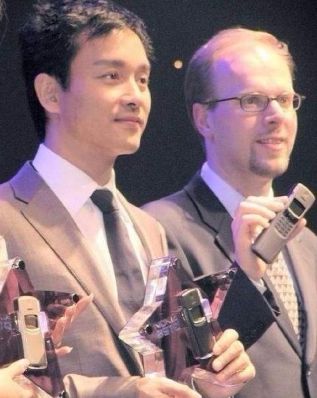 如果张国荣现在活着，他和刘德华比，谁的地位高一点？  刘德华 第5张