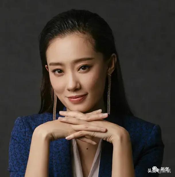 屡次登春晚舞台，出演贾玲首部电影女一号的张小斐，有啥来头？  贾玲 第13张