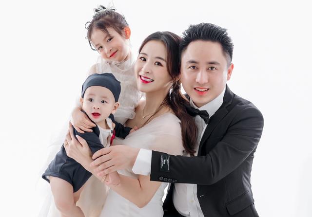 <a href='http://www.mcnjigou.com/?tags=43
' target='_blank'>散打哥</a>自曝存款一亿，每天利息就有一万多，扬言“随时可以退休”  <a href='http://www.mcnjigou.com/?tags=43
' target='_blank'>散打哥</a> 第4张