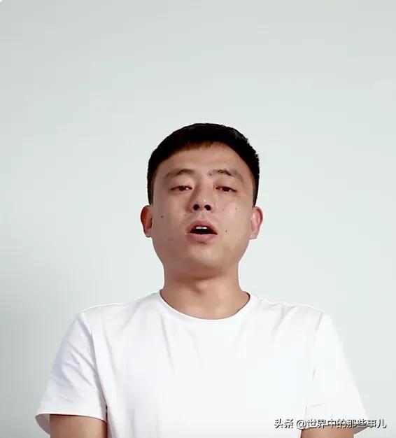 <a href='http://www.mcnjigou.com/?tags=3
' target='_blank'>抖音</a>直播新变化鹬蚌相争，铁山靠与利哥跌落人气王，胜仔人气登顶  胜仔 第12张