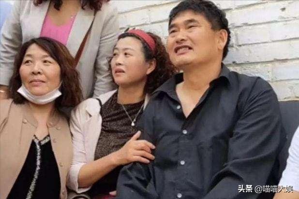 <a href='http://www.mcnjigou.com/?tags=64
' target='_blank'>陈亚男</a>曝大衣哥逃税？一场商演25万交税几千元，大衣哥：欢迎来查  <a href='http://www.mcnjigou.com/?tags=64
' target='_blank'>陈亚男</a> 第2张