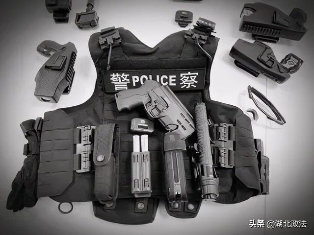 直播抓嫖画面曝光，1000万人在线，这个“孝警阿特”火了！  孝警阿特 第4张