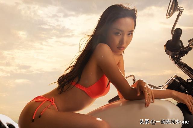 2000w粉丝美女网红痞幼翻车，为流量竟当众“脱衣”，能封杀吗？